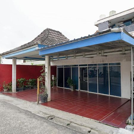 Hotel Idayu Natuna Palembang Bagian luar foto