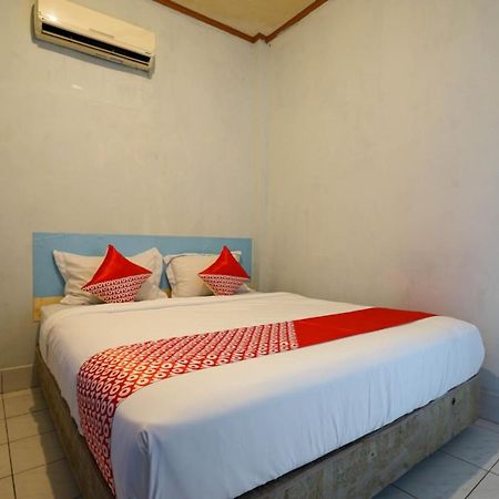 Hotel Idayu Natuna Palembang Bagian luar foto