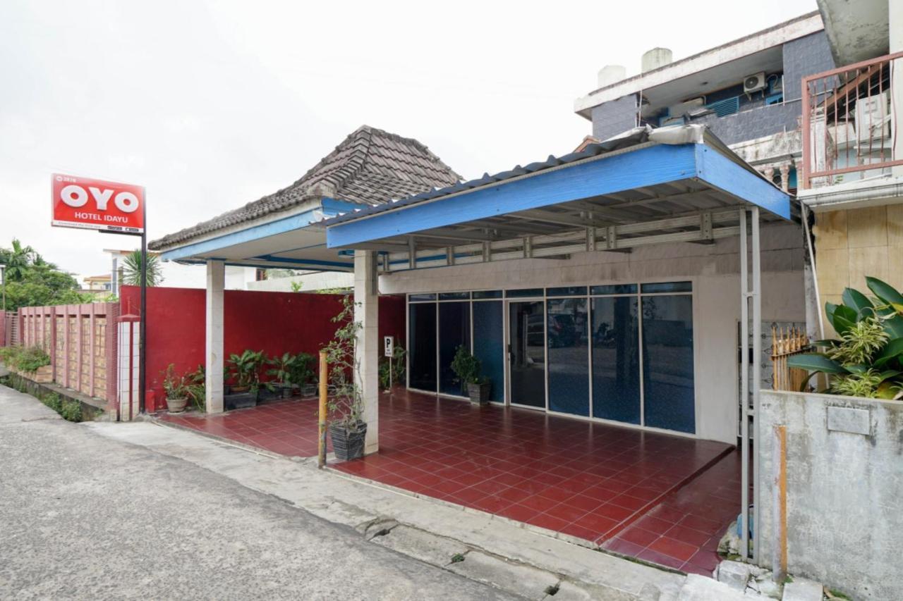 Hotel Idayu Natuna Palembang Bagian luar foto