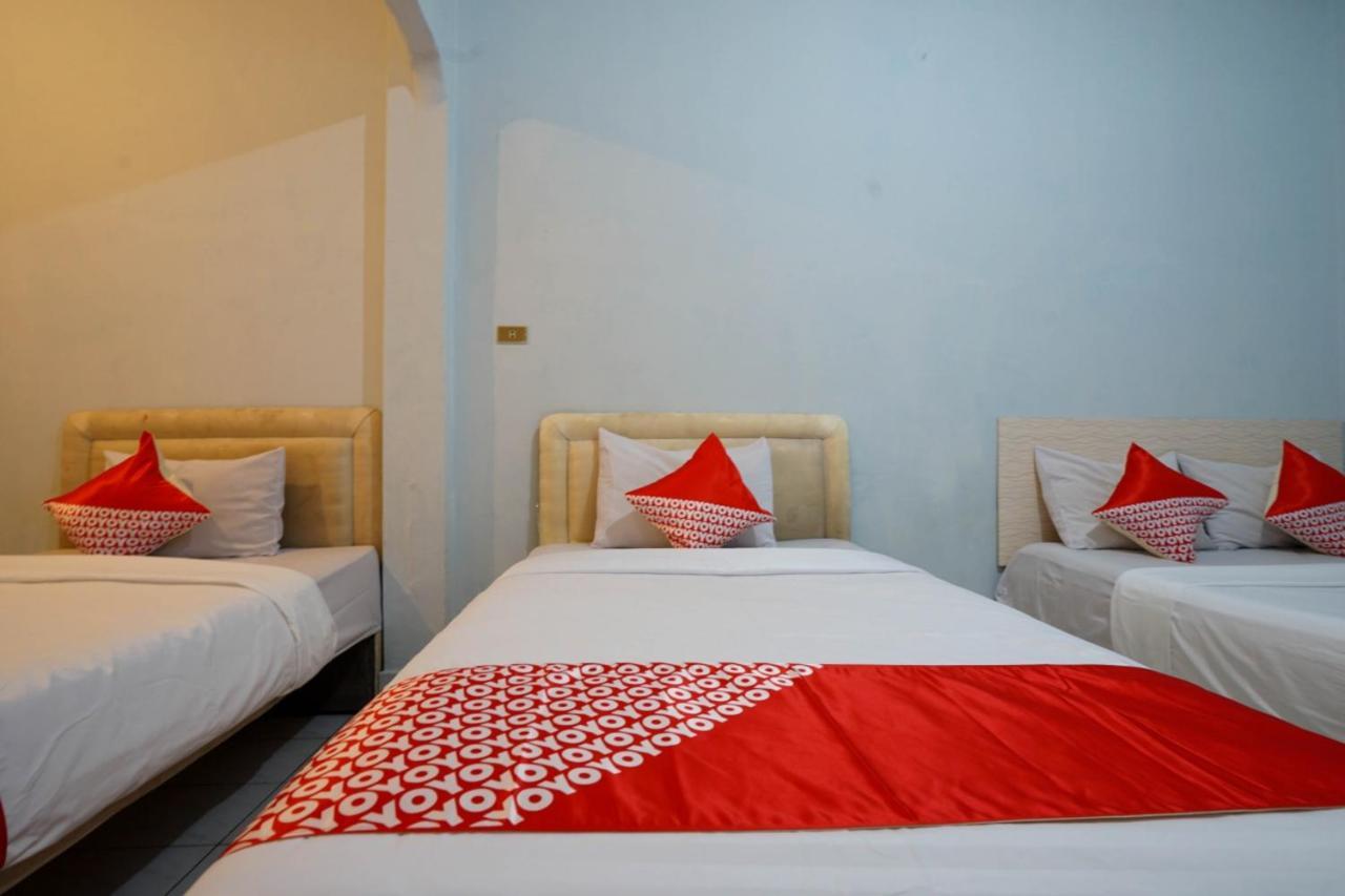 Hotel Idayu Natuna Palembang Bagian luar foto