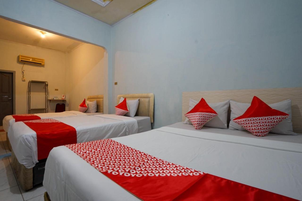 Hotel Idayu Natuna Palembang Bagian luar foto